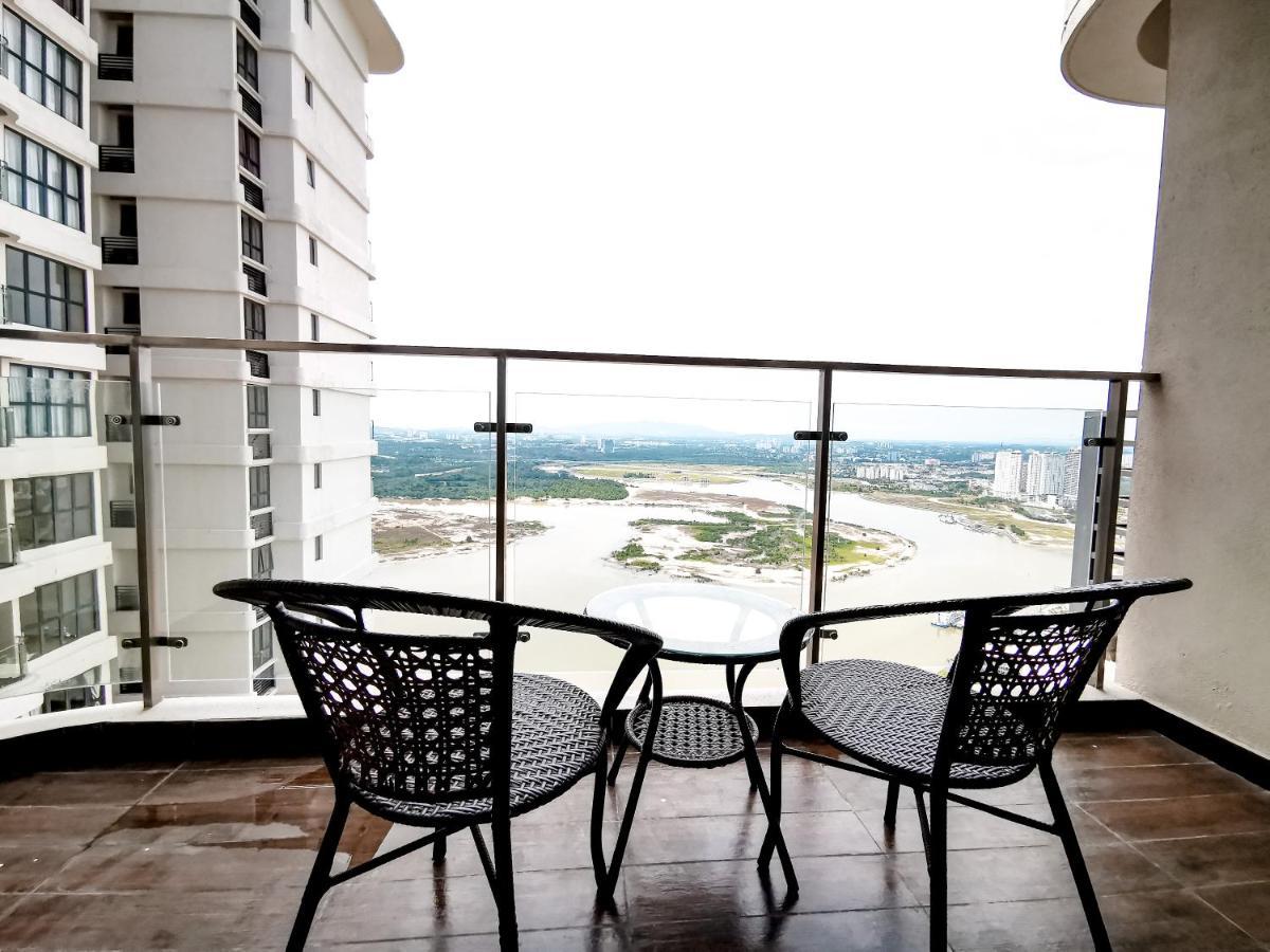 Country Garden Danga Bay @ Uha